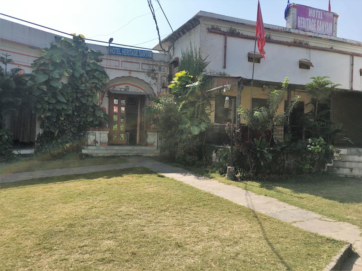 Hotel Heritage Sanyam Nāhan Buitenkant foto