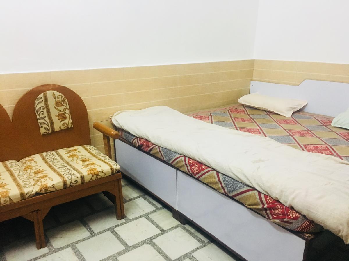 Hotel Heritage Sanyam Nāhan Buitenkant foto