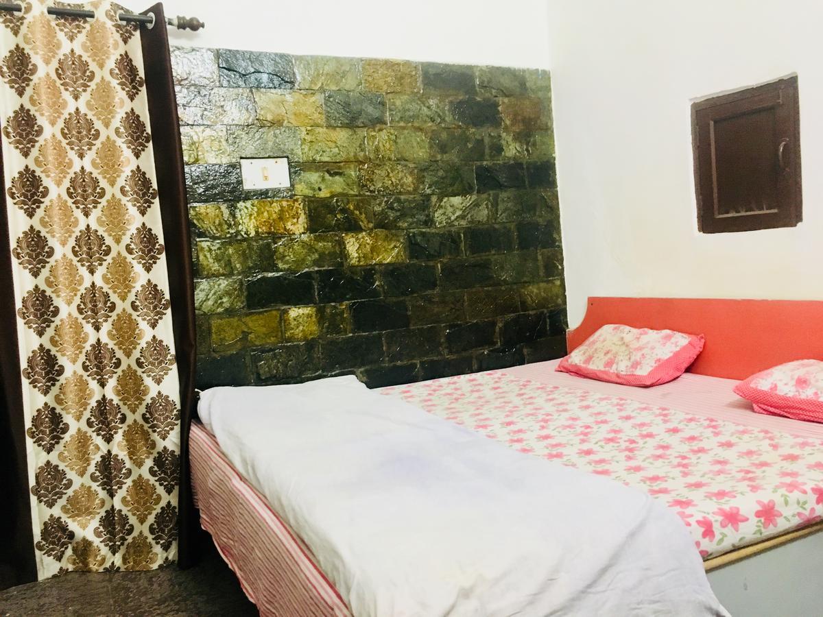 Hotel Heritage Sanyam Nāhan Buitenkant foto